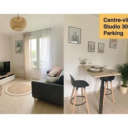30m2 - Au Pied De La Gare - Parking * Cergy